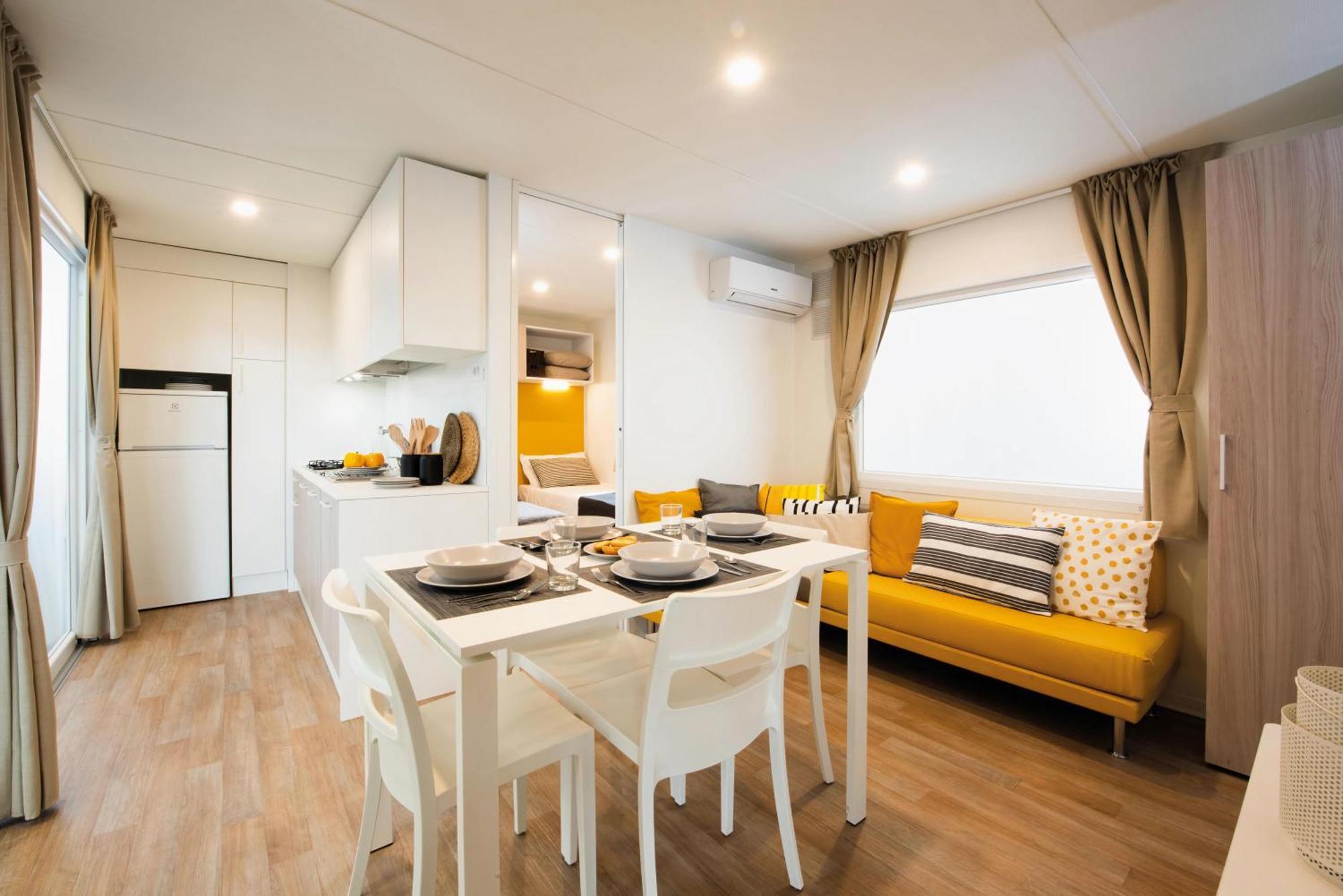 Mobile Homes Mediteran In Caravan Park Strasko, โนวาลยา ภายนอก รูปภาพ